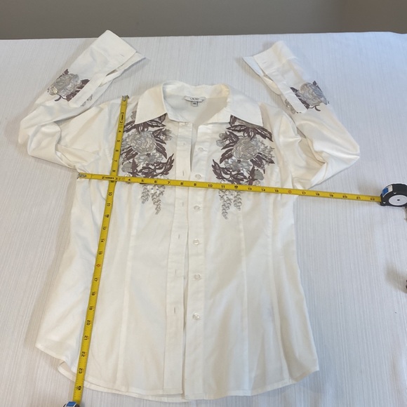 Button down shirt - Picture 4 of 10